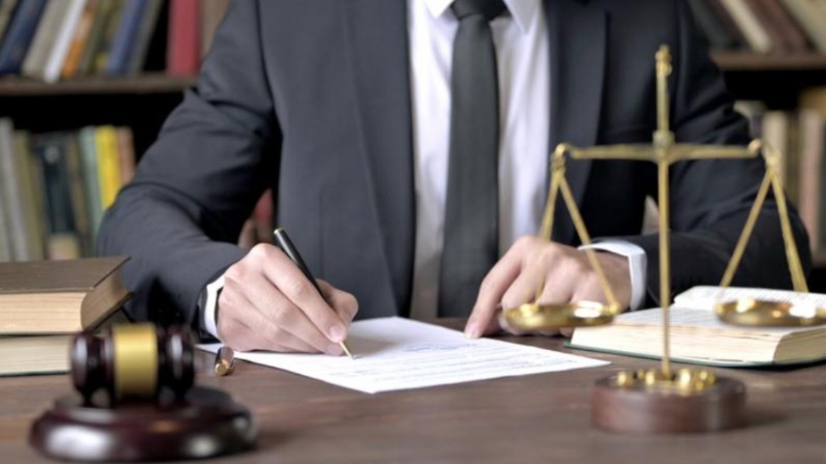 Με «στοχευμένη πανελλαδική απόχη» συνεχίζουν οι δικηγόροι έως και 5 Ιανουαρίου 2024
