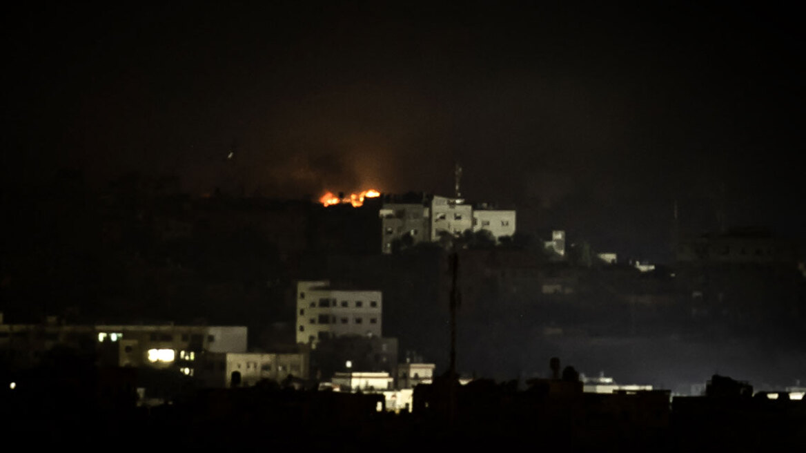 Πόλεμος στο Ισραήλ: Τελεσίγραφο IDF στη Χαμάς - «Παραδώστε τους ομήρους ως τα μεσάνυχτα αλλιώς συνεχίζουμε τον πόλεμο»