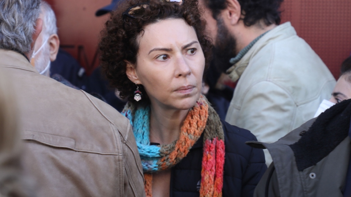 Δώρα Χρυσικού: «Όλα θα τα βρούμε στα δικαστήρια, κέφι να έχετε, κι εδώ θα είμαστε να τα λέμε»