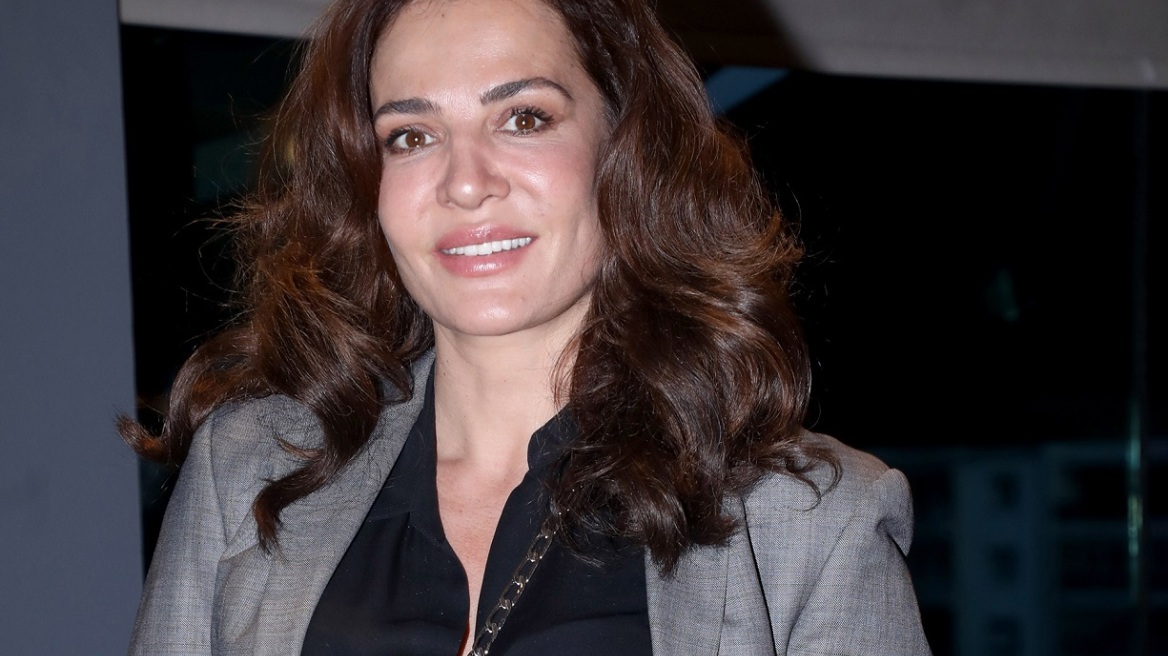 Δήμητρα Ματσούκα: Η πρώτη φωτογραφία και το νυφικό που επέλεξε για τον γάμο της