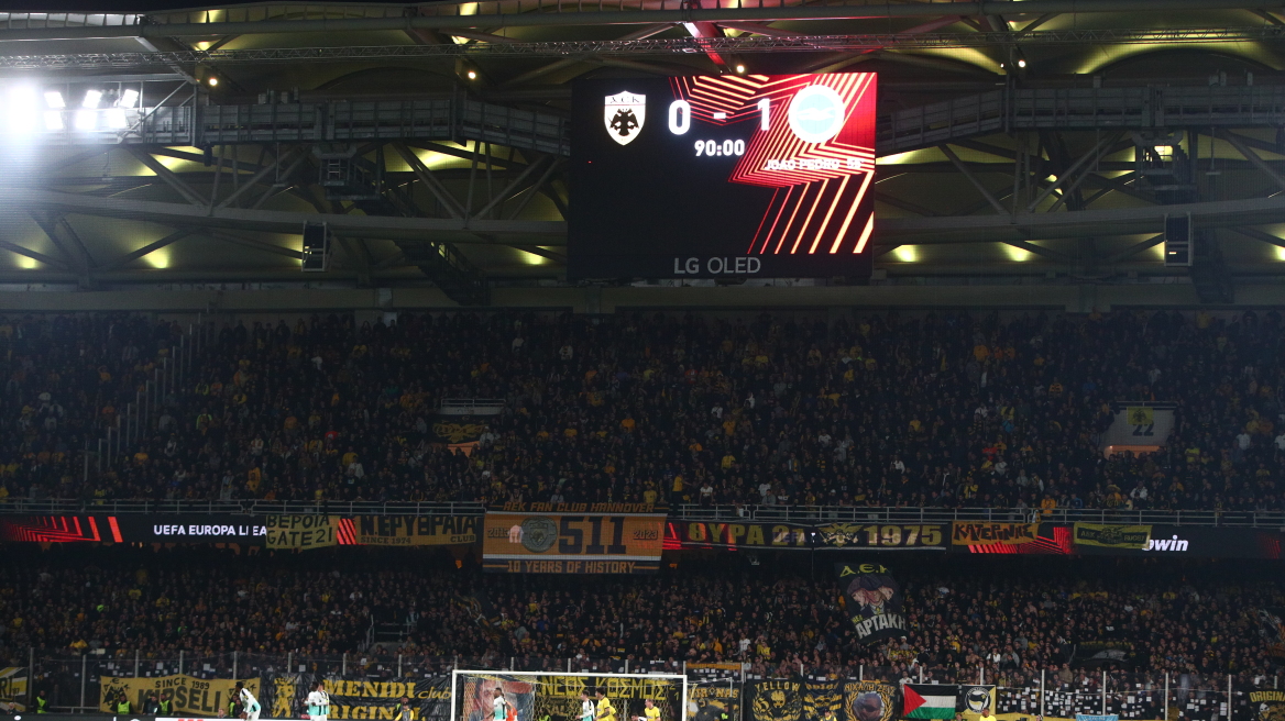 Μπράιτον: «Τρελάθηκαν» οι Άγγλοι με τα decibel της OPAP Arena