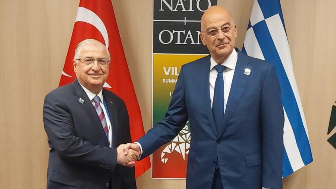 Ο Δένδιας βλέπει τον Γκιουλέρ την Πέμπτη στη Λέσχη Αξιωματικών Ενόπλων Δυνάμεων