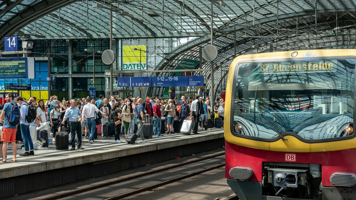 Γερμανία: Νέα απεργία στους σιδηροδρόμους - Χωρίς τρένα την Παρασκευή