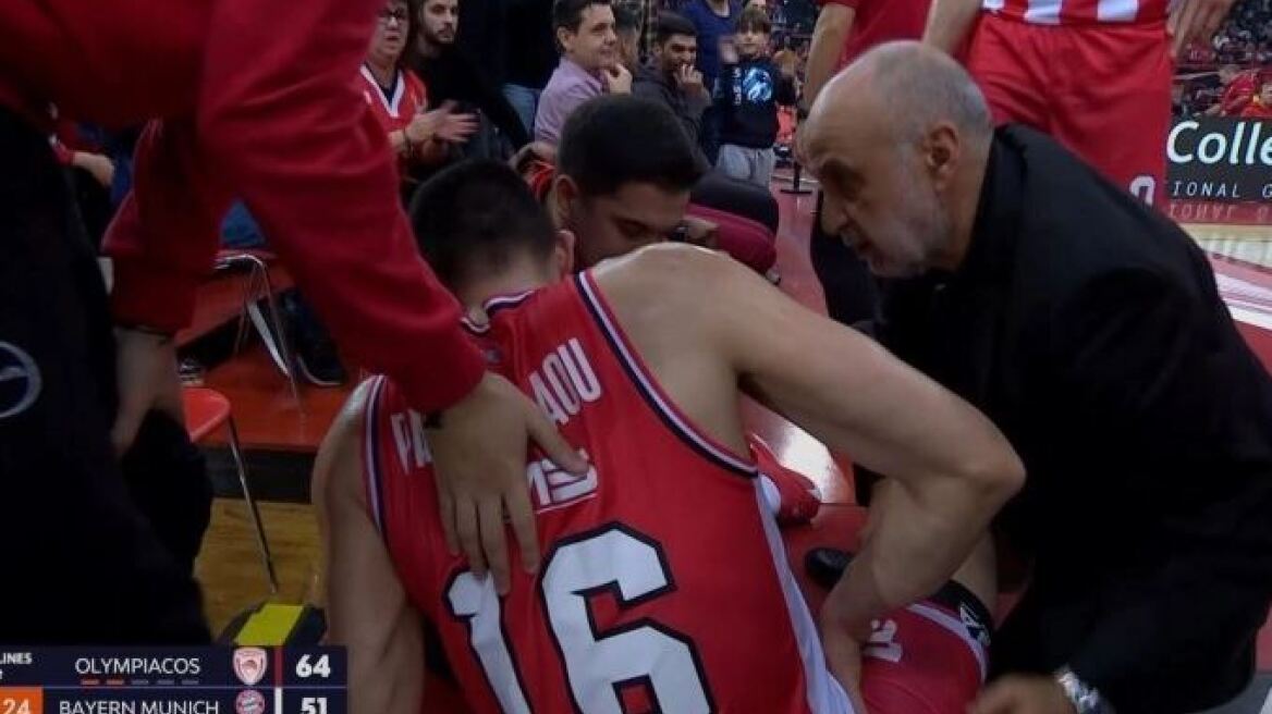 Ολυμπιακός - Μπάγερν: Αποχώρησε τραυματίας ο Παπανικολάου 