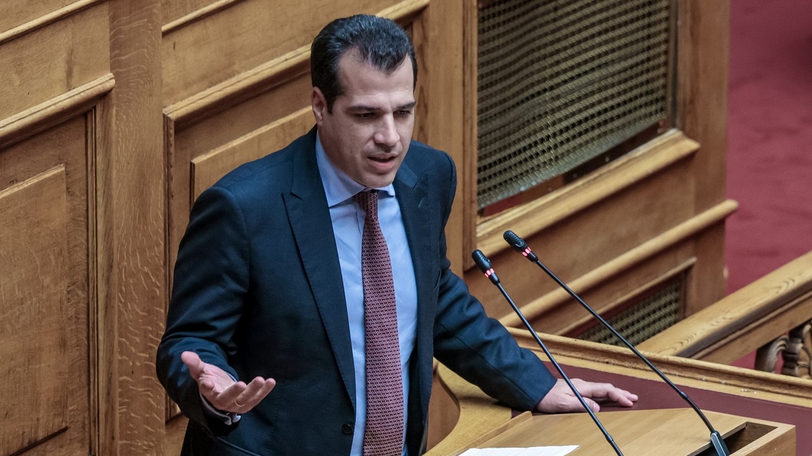 Δήλωση αποχής από την εξεταστική για τα Τέμπη κατέθεσε ο Θάνος Πλεύρης