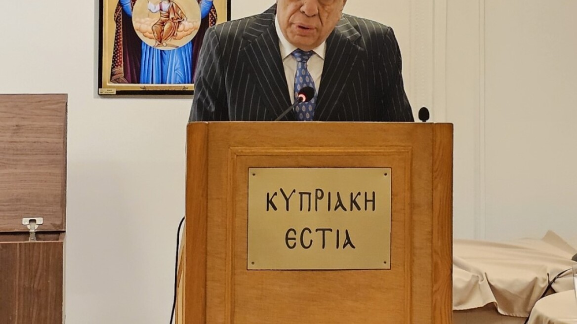 Προκόπης Παυλόπουλος: Η συμπόρευση Πολιτείας και Εκκλησίας αποτυπώνεται διαχρονικά στο Σύνταγμα της Ελλάδος 