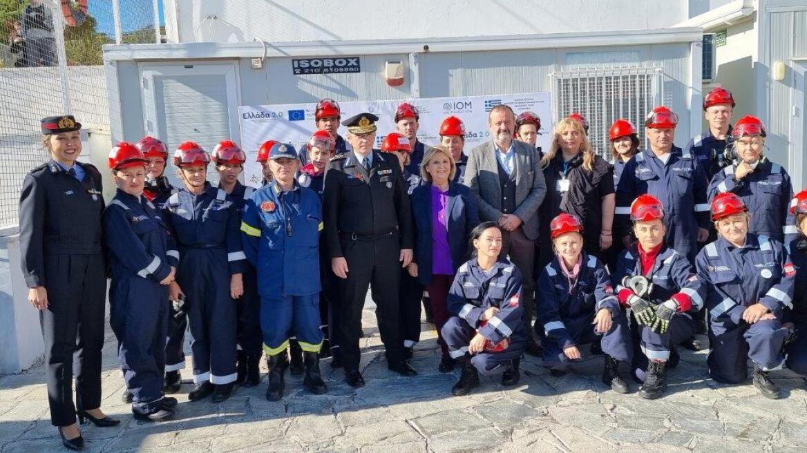 Εκπαίδευση προσφύγων στην αντιμετώπιση φυσικών καταστροφών σε δομή της Ελευσίνας