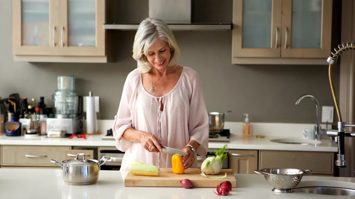 Κατάθλιψη: Βιταμίνη C, μαγνήσιο και άλλα 6 μικροθρεπτικά συστατικά που διώχνουν τη στεναχώρια