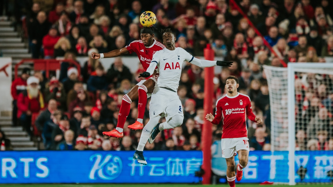 Premier League, Νότιγχαμ Φόρεστ - Τότεναμ 0-2: «Διπλό» και με παίκτη λιγότερο - Δείτε τα γκολ 