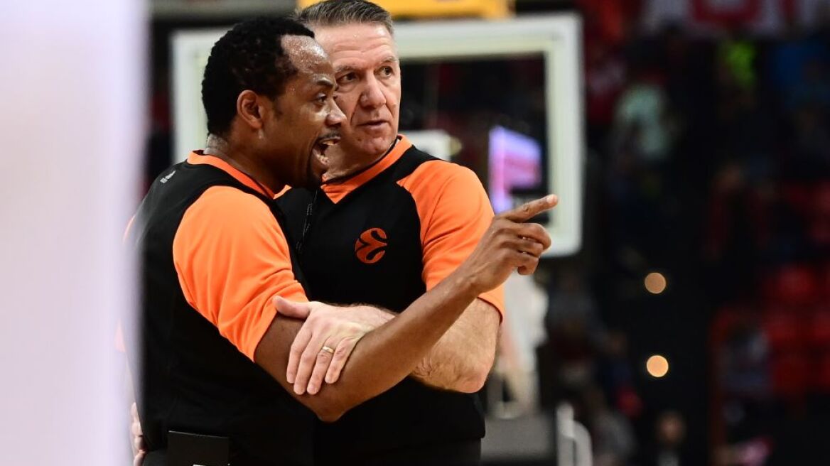 Euroleague: Κοινή ανακοίνωση αθλητών, διαιτητών και προπονητών για τη ρατσιστική επίθεση στο ΣΕΦ