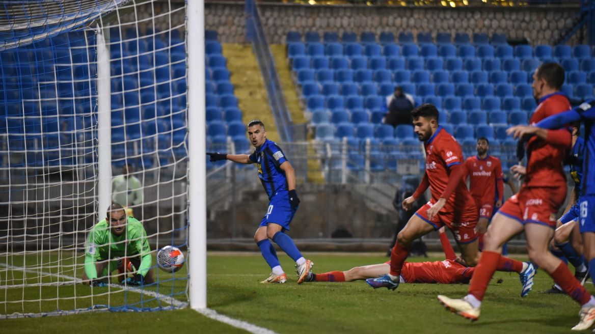 Stoiximan Super League 1, Λαμία - Βόλος 1-2: Σπουδαίο διπλό για τους Βολιώτες - Δείτε τα γκολ 