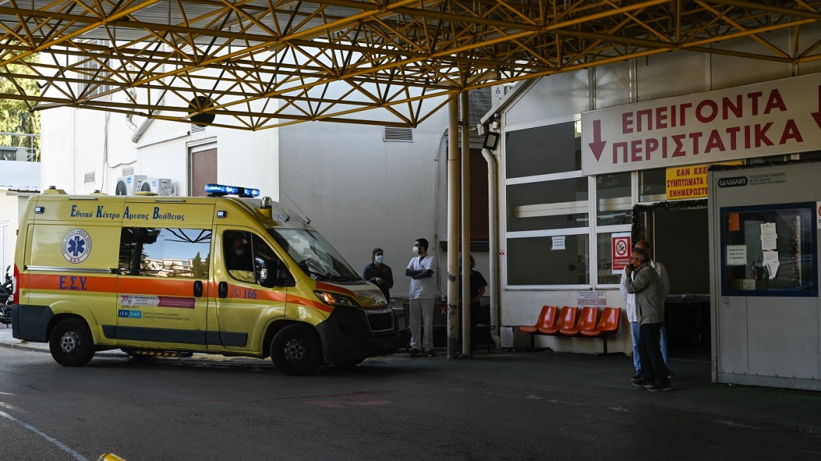 ΕΣΥ: Πώς διαμορφώνονται το 2024 οι αμοιβές γιατρών και νοσηλευτών