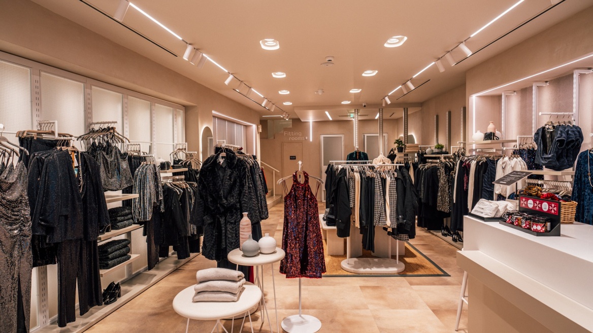 Η attrattivo εγκαινίασε το δεύτερό της κατάστημα στην Ερμού