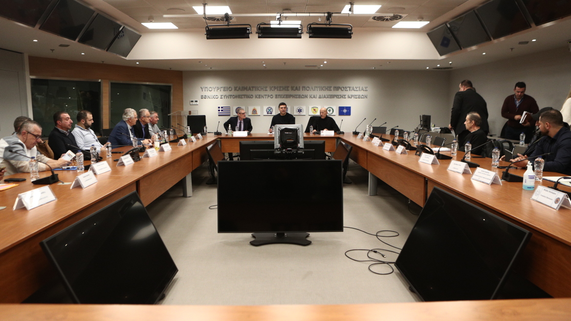 Κικίλιας: Στο μητρώο εργοληπτών πλέον όλα τα εκχιονιστικά και μηχανήματα έργου