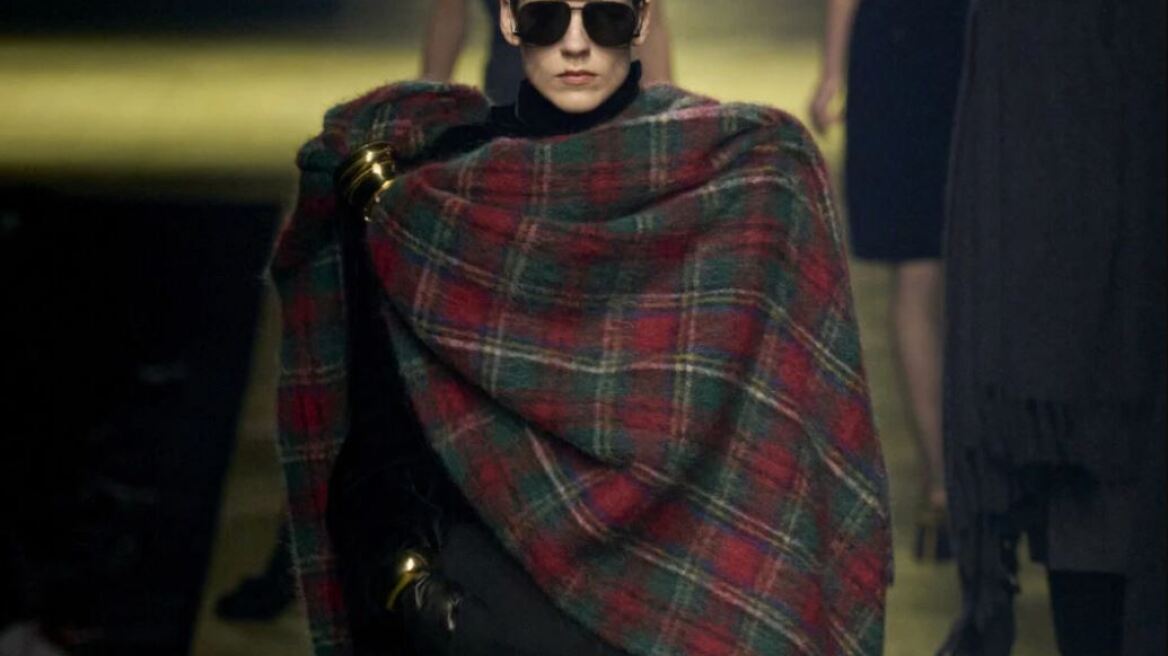 Σκωτσέζικο ταρτάν: Πώς θα το φορέσετε μοντέρνα φέτος