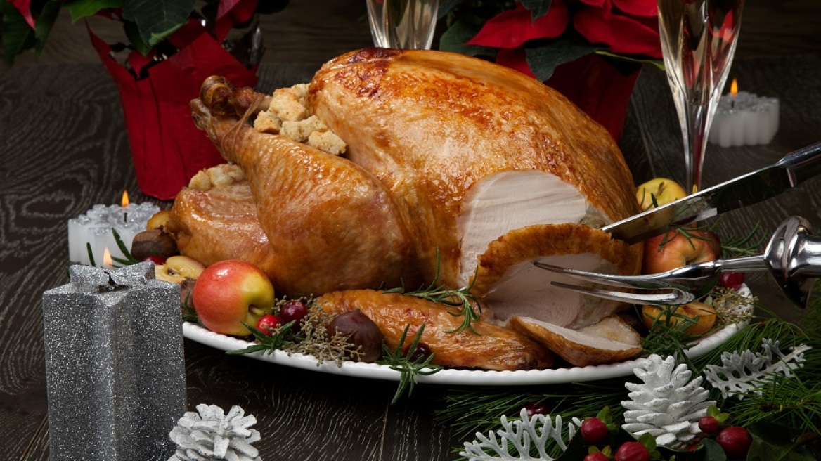 Χριστουγεννιάτικο τραπέζι: Πόσο ακριβότερο είναι φέτος
