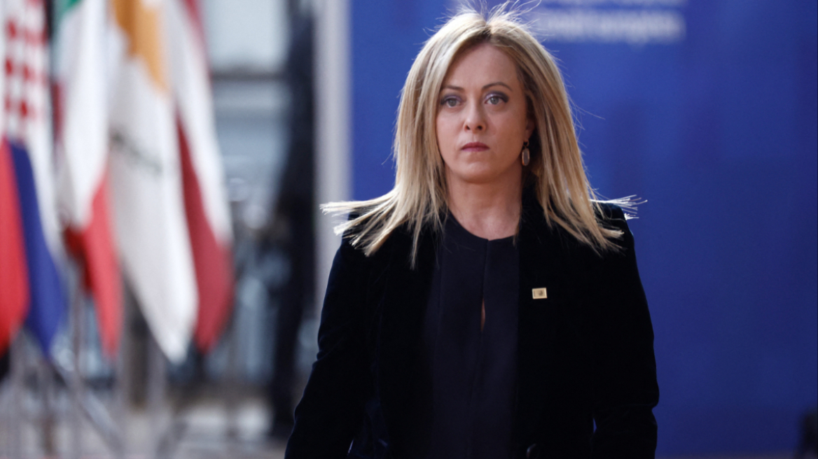 Μελόνι: «Χριστούγεννα περηφάνιας και γαλήνης» 