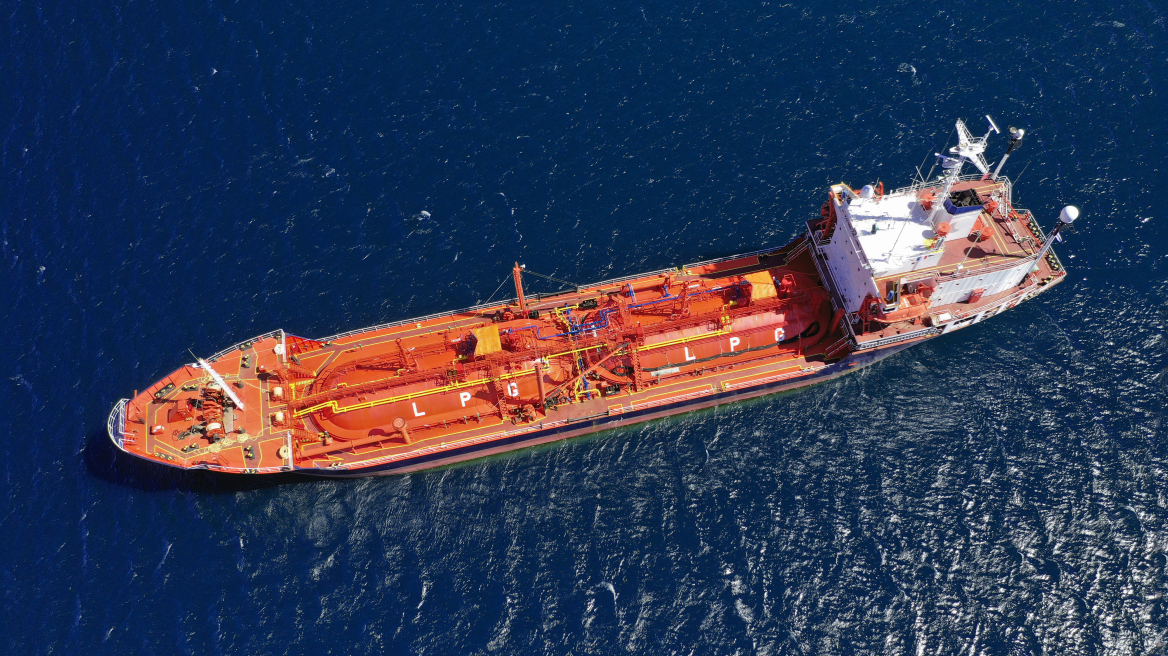 Ρωσία: Φορτηγό πλοίο υπέστη ρήγμα στην Αζοφική Θάλασσα 