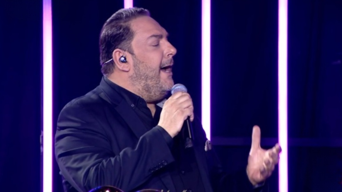 Στέλιος Διονυσίου: Eρμηνεύει το «Αποκοιμήθηκα» - Δείτε το βίντεο