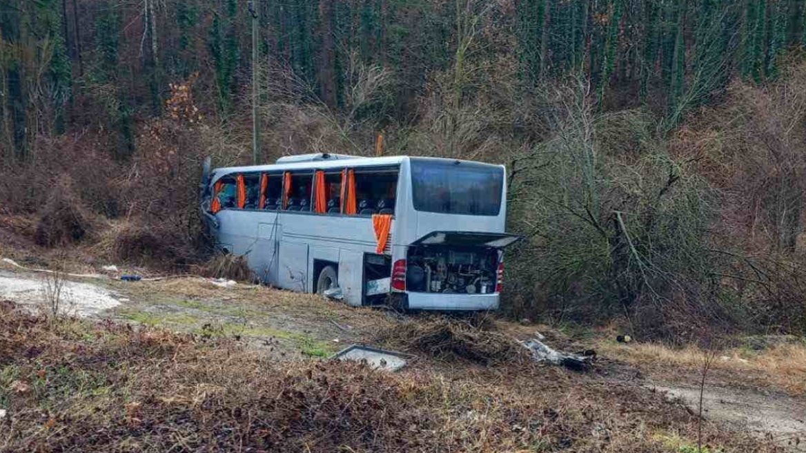 Τροχαίο στη Βουλγαρία: «Έχω σωληνάκια στο κεφάλι μου» - Η μαρτυρία της επιβάτιδας που τραυματίστηκε και χειρουργήθηκε