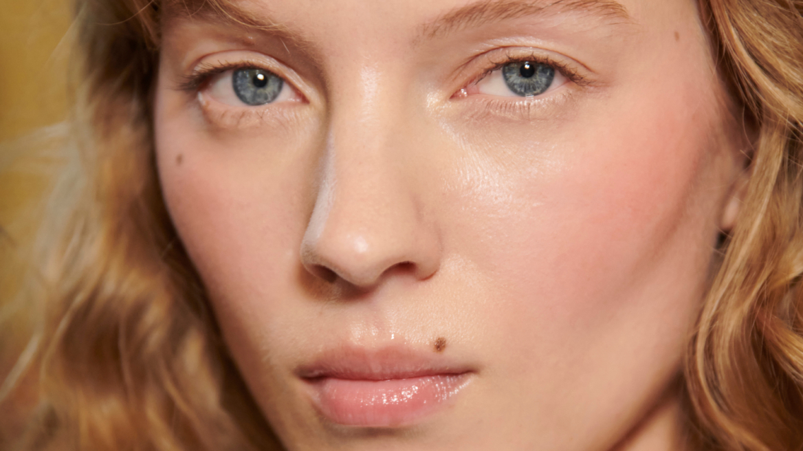 Οι sheet μάσκες που θα λατρέψει η περιοχή των ματιών σας