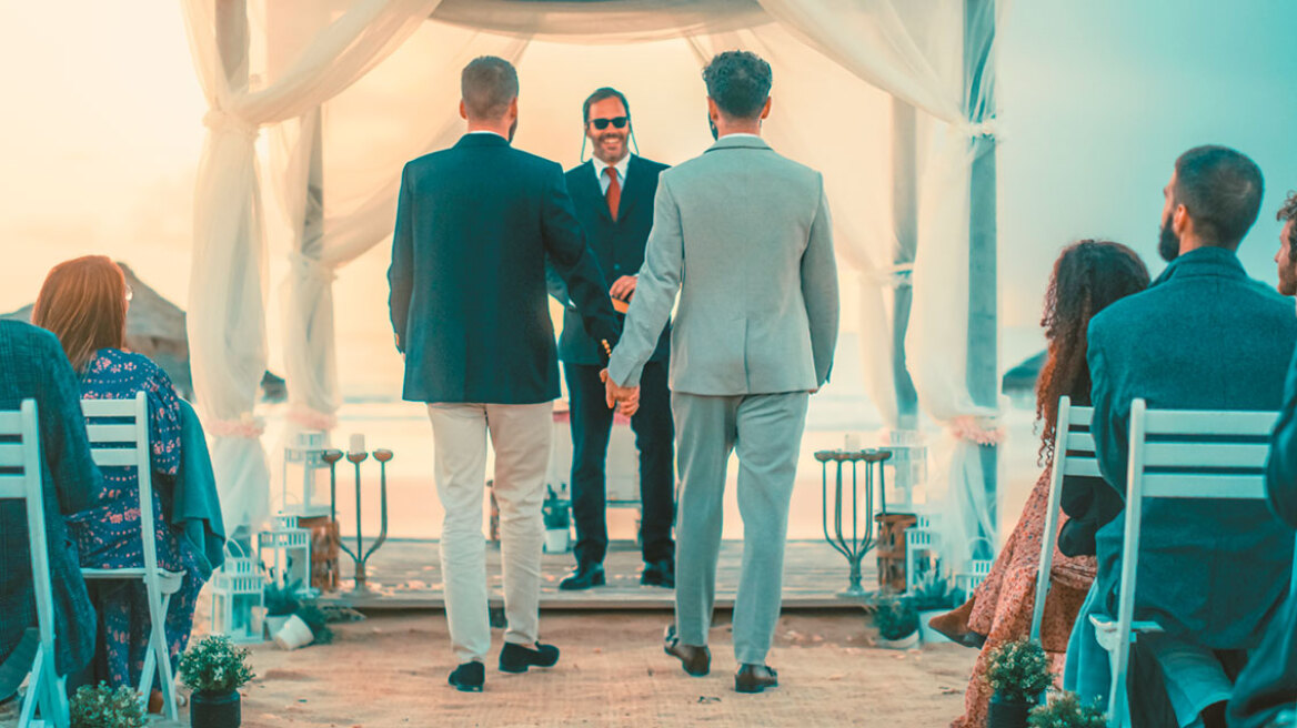 Η παρουσίαση του νομοσχεδίου για τα ομόφυλα ζευγάρια στο υπουργικό: Μπαίνει τέλος στις διακρίσεις