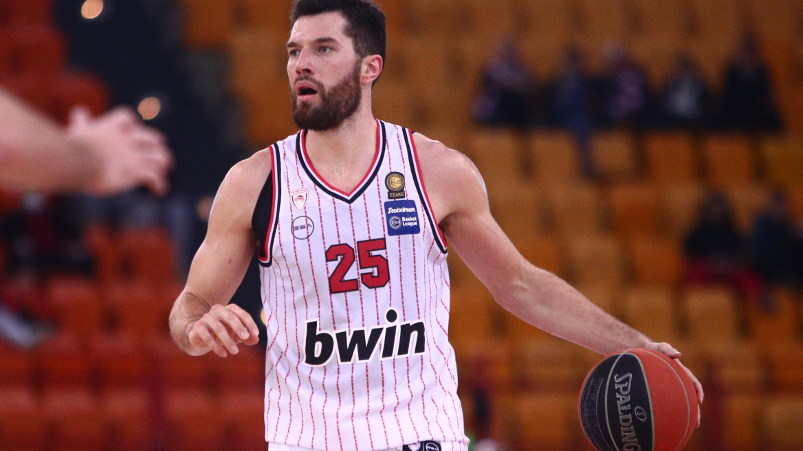 Η Ρεάλ «δίνει 500.000 ευρώ για τον Πίτερς» - Διαψεύδει ο Ολυμπιακός
