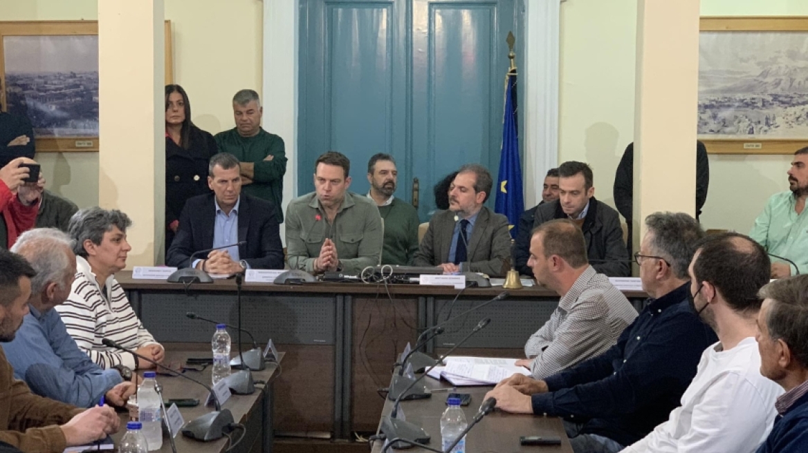 Σπάρτη: Στη συνεδρίαση του δημοτικού συμβουλίου «εισέβαλε» ο Κασσελάκης