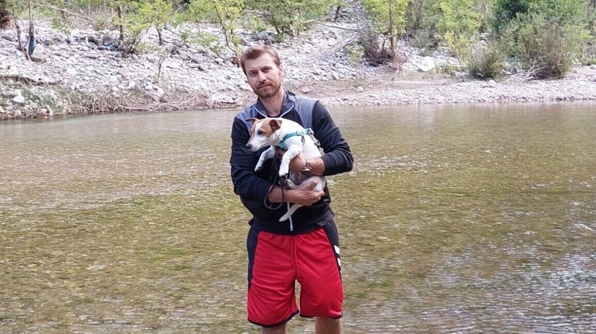 «Τέσσερα χρόνια μετά μπορώ να πω ότι είμαστε αχώριστοι» – Ποιος είναι ο Φλιπ του Σόλωνα Τσούνη