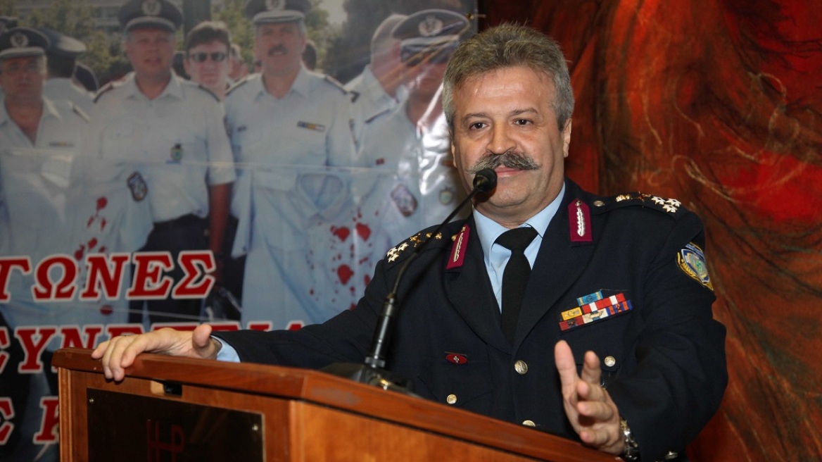 Ραχωβίτσας - Επίτιμος αρχηγός ΕΛ.ΑΣ: Η μαφία έχει στραφεί πλέον στα καύσιμα και στα τσιγάρα