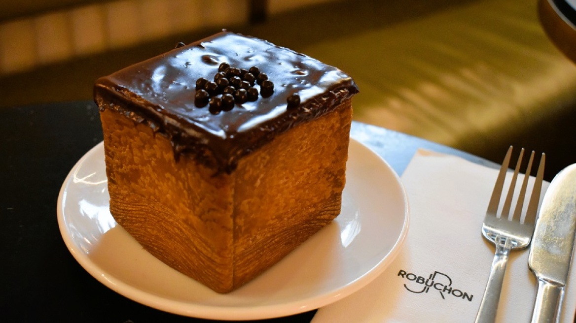 Η ιστορία πίσω από τα διάσημα cube croissant που κατέκτησαν το Λονδίνο