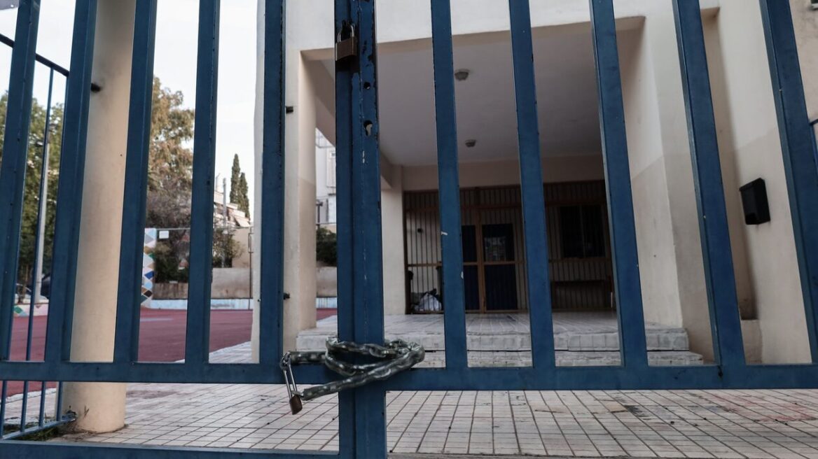 Θεσσαλονίκη: Ταυτοποιήθηκαν φαρσέρ ηλικίας από 15 έως 59 χρόνων που τηλεφωνούσαν για βόμβες σε σχολεία