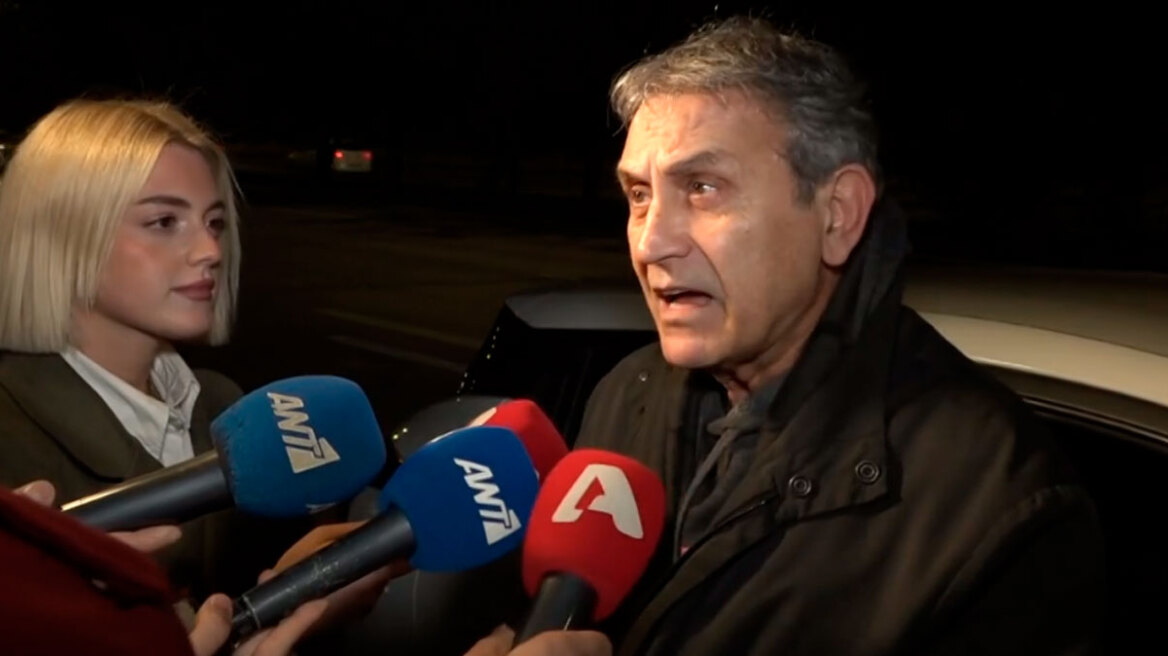 Γιώργος Νταλάρας κατά δημοσιογράφων: Αν σας προσβάλλουν οι απόψεις μου να ψαχτείτε, είμαι ο ίδιος από το 1969