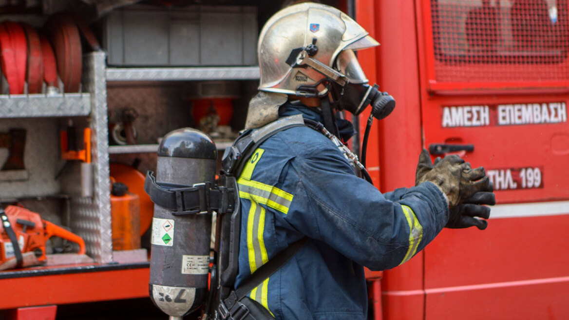 Ανάβυσσος: Νεκρή μια γυναίκα από πυρκαγιά σε διαμέρισμα