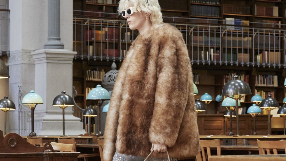 Τα ωραιότερα faux-fur παλτό της φετινής σεζόν