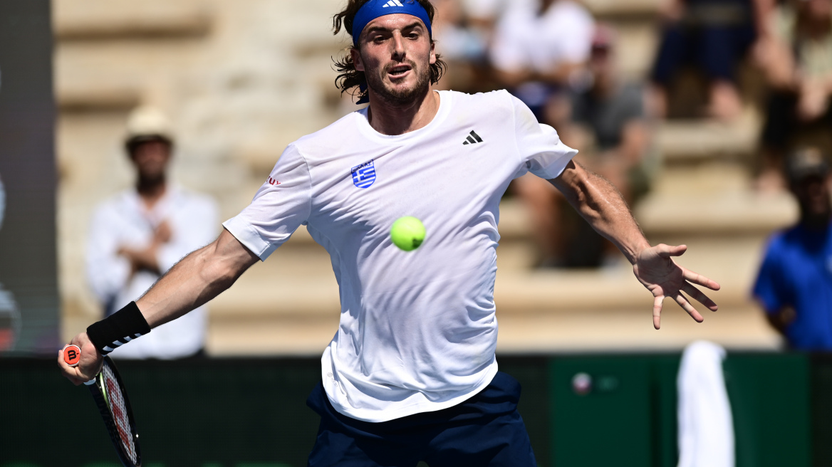 Davis Cup 2024: Με Τσιτσιπά η Ελλάδα κόντρα στη Ρουμανία