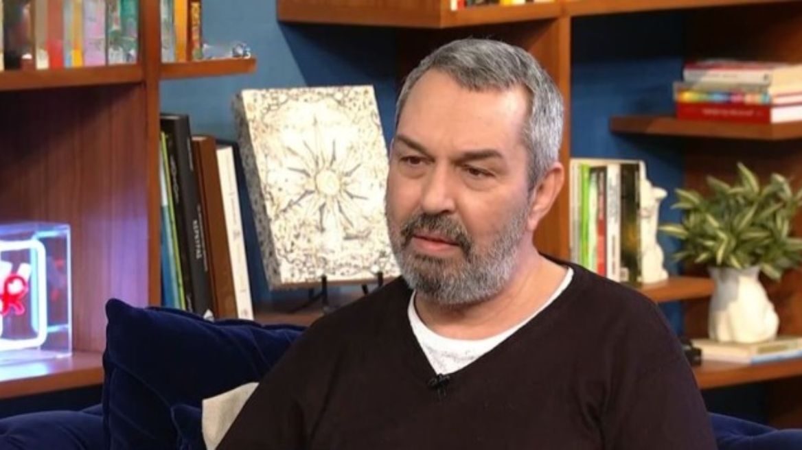 Χρήστος Χατζηπαναγιώτης: Τρόμαξα όταν μου είπε η Δανάη Μπάρκα ότι θα ασχοληθεί με την τηλεόραση