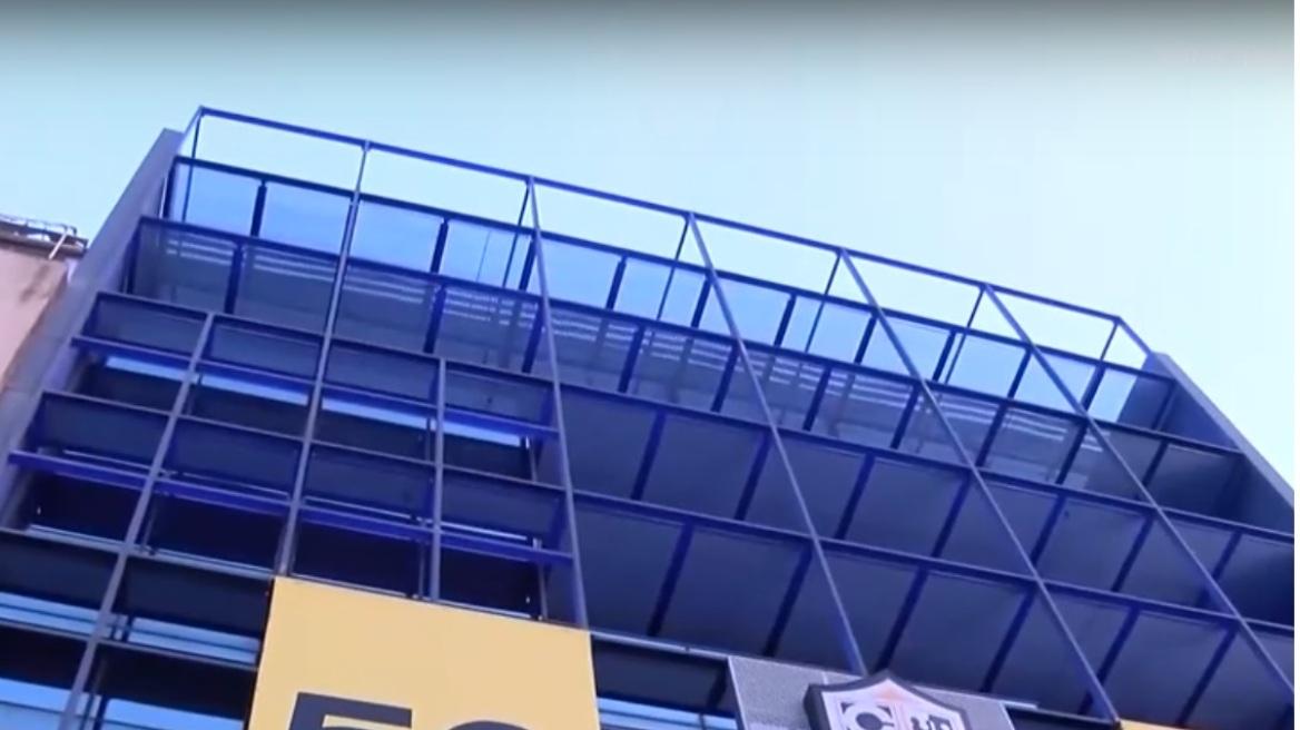 Λεωφόρος Αλεξάνδρας: 39χρονος απειλούσε για δύο ώρες να πέσει από κτήριο 