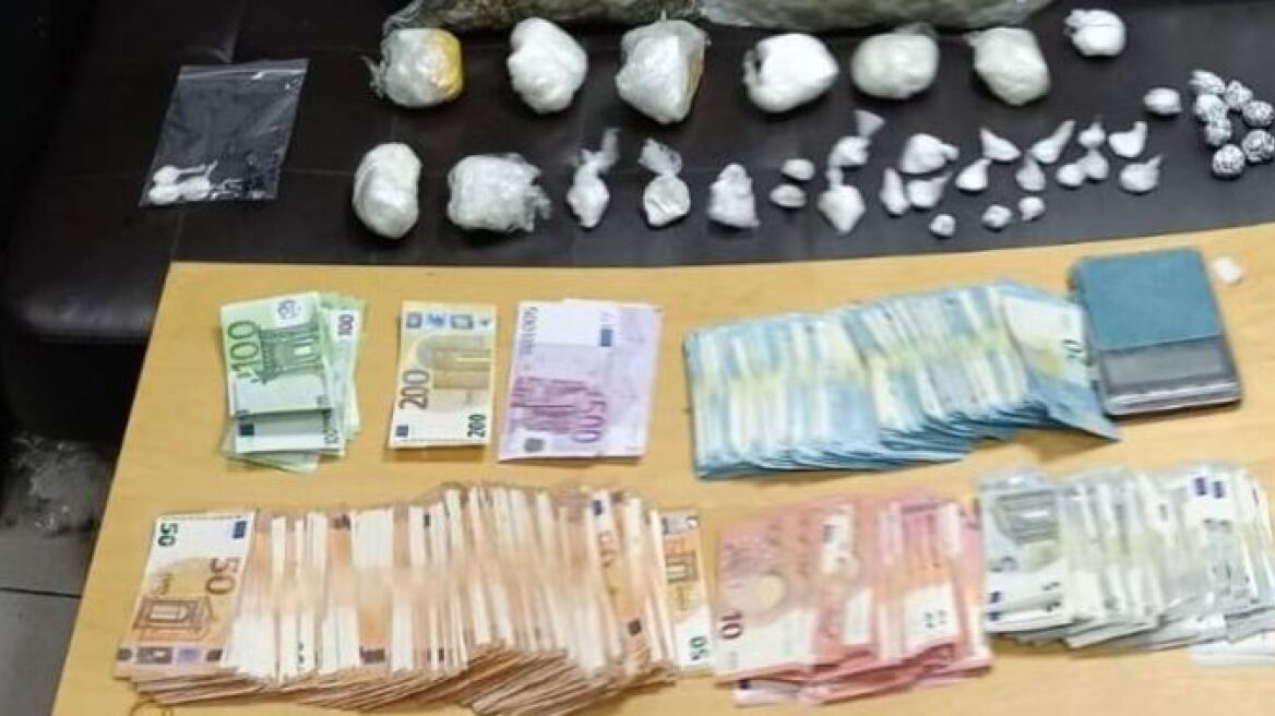 Η «Roxy» βρήκε μεγάλες ποσότητες κοκαΐνης και κάνναβης