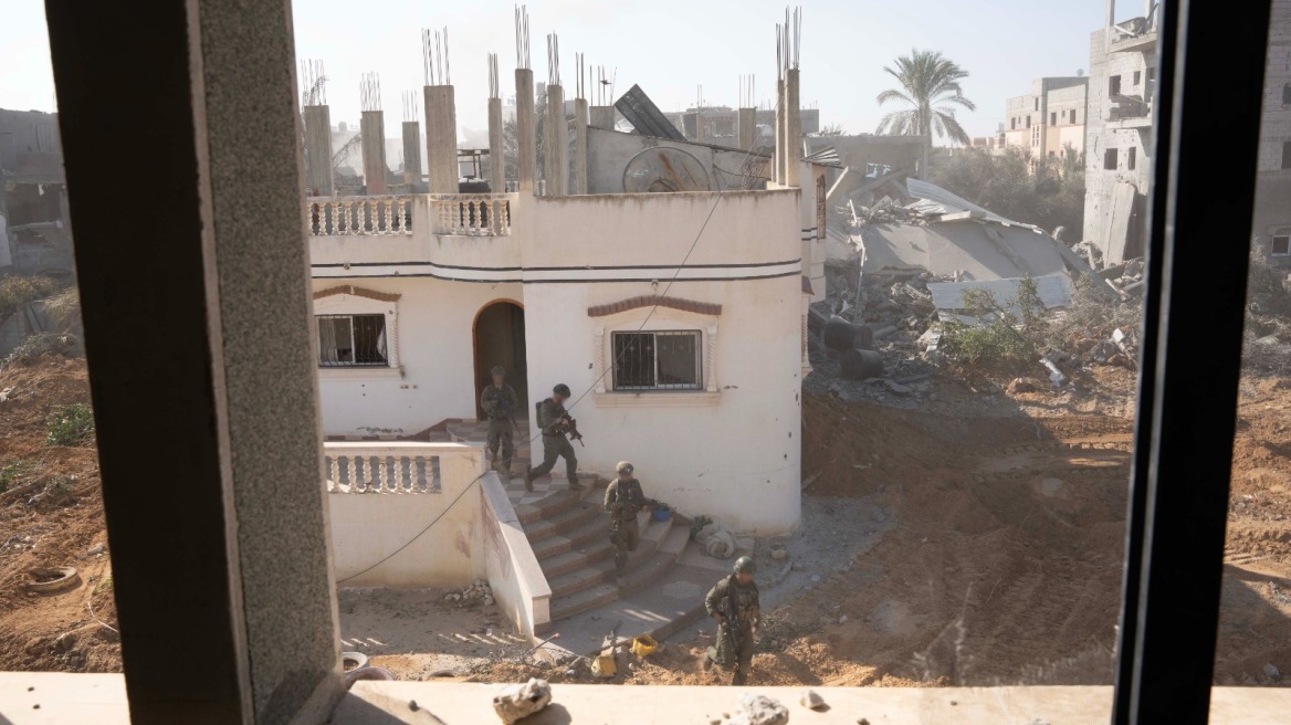 Πόλεμος στο Ισραήλ: Τα ισραηλινά στρατεύματα έχουν σκοτώσει πάνω από 2.000 άνδρες της Χαμάς στη Χαν Γιουνίς, λένε οι IDF