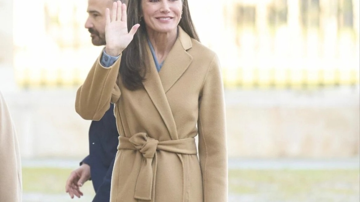 H Βασίλισσα Λετίσια φόρεσε το πιο κολακευτικό στυλ φορέματος