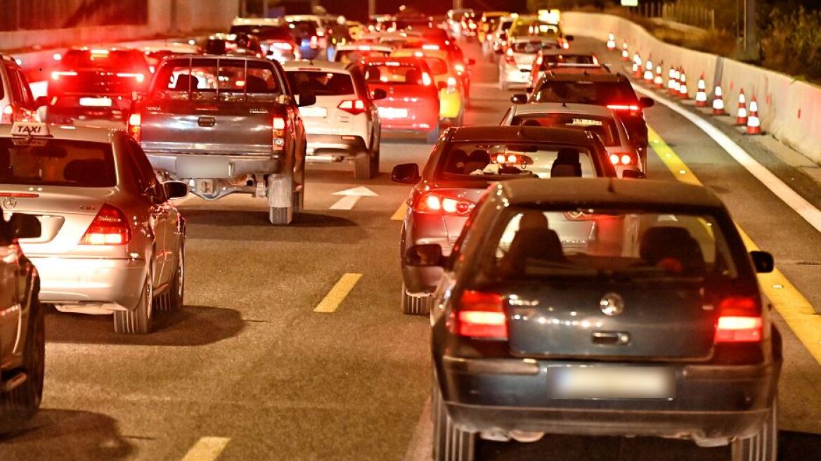 Καραμπόλα τεσσάρων οχημάτων στην Ε.Ο. Αθηνών - Κορίνθου στο ύψος της Κινέτας