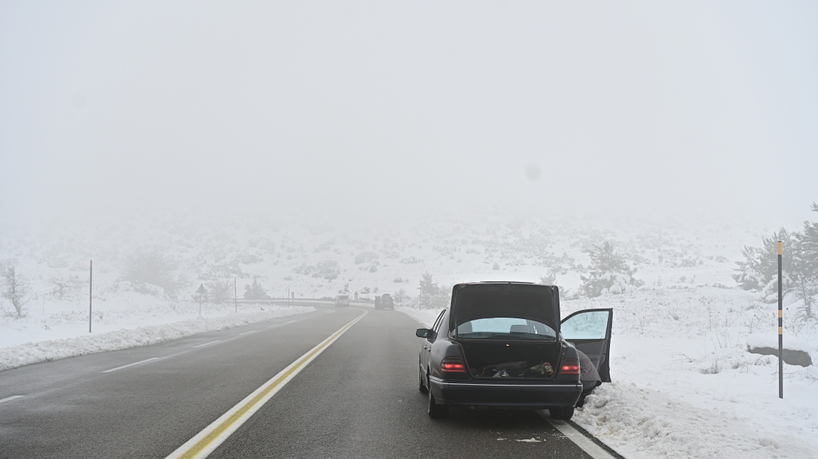 Κίνηση στους δρόμους: Αυξημένη η κυκλοφορία σε Αθηνών - Κορίνθου, Κηφισό και Μεσογείων - Προβλήματα και στη Θεσσαλονίκη