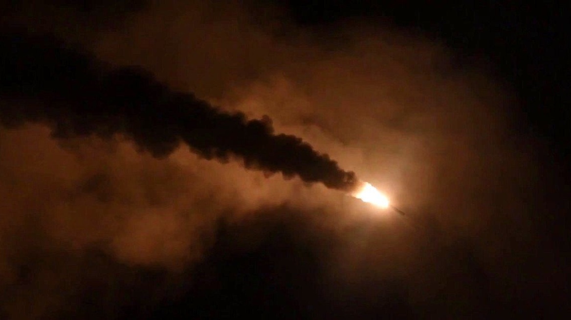 ΗΠΑ - Πεντάγωνο: Χτυπήθηκαν 36 στόχοι σε 13 περιοχές στην Υεμένη - Ανάμεσά τους και στην πρωτεύουσα Σαναά