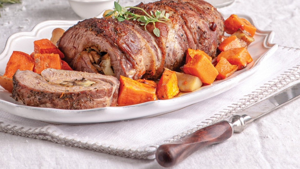 Ρολό χοιρινό με μανιτάρια και γλυκοπατάτες