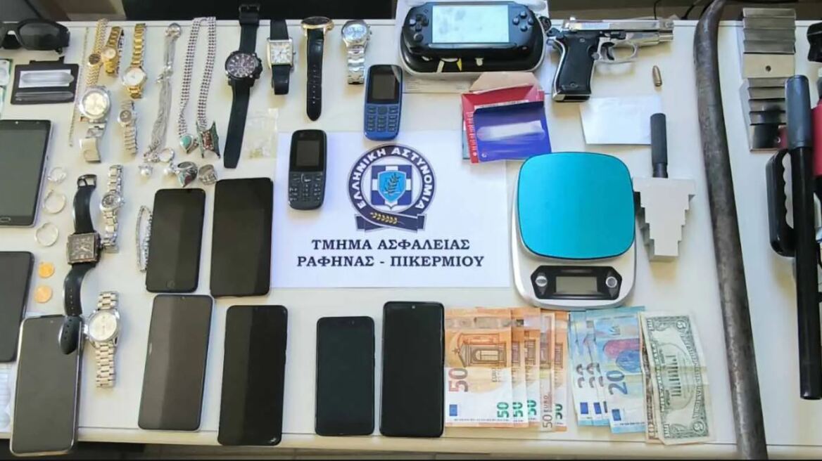 Ανατολική Αττική: Σπείρα διαρρηκτών έκλεβε σπίτια και αυτοκίνητα