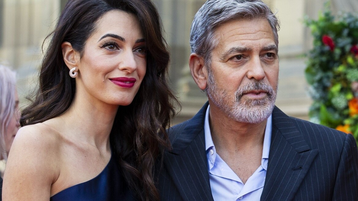 H Amal Clooney απέκτησε ένα αξιολάτρευτο σκυλί 