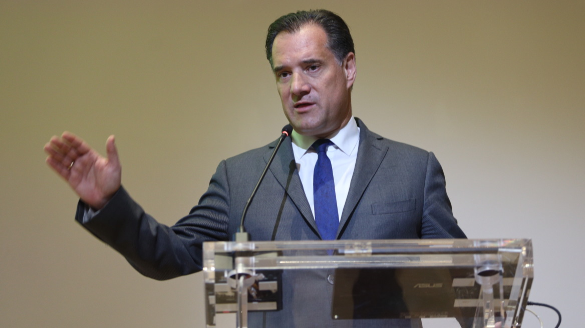 Προκήρυξη για προσλήψεις 6.000 γιατρών και 4.000 νοσηλευτών μέσα στην εβδομάδα ανακοίνωσε ο Γεωργιάδης