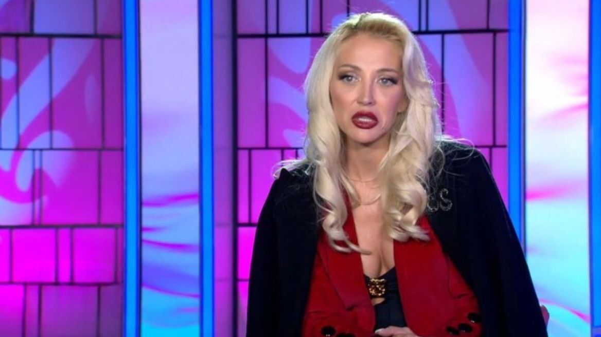 My Style Rocks - Σιμόν: Έχω φτιάξει πολλά ρούχα μόνη μου, θα τα φέρνω συνέχεια και δεν με ενδιαφέρει η άποψή τους