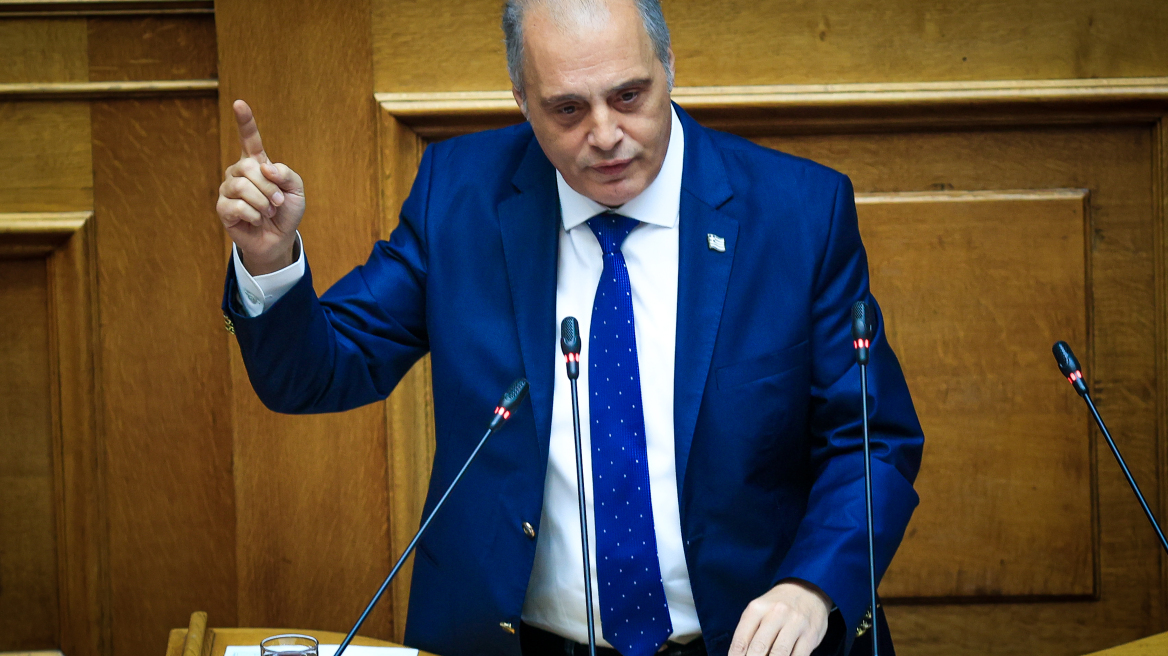 Ελληνική Λύση: Προς ανακωχή η σύγκρουση Βελόπουλου - Σαράκη